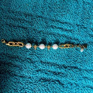 Beautiful Skull Alexander McQueen Bracelet